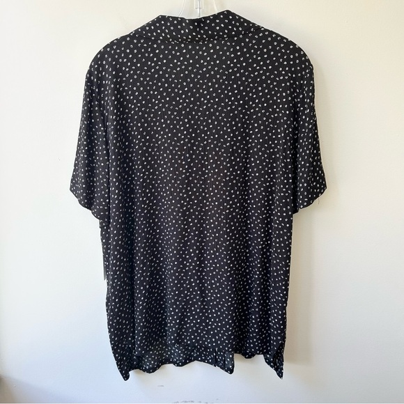 Courtenay women’s linen blend short sleeved button down blouse - Picture 7 of 8